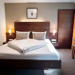 شقة فندقية أبارت-غارني إنارفيسن 4*