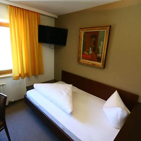 Aparthotel Apart-garni Innerwiesn 2*